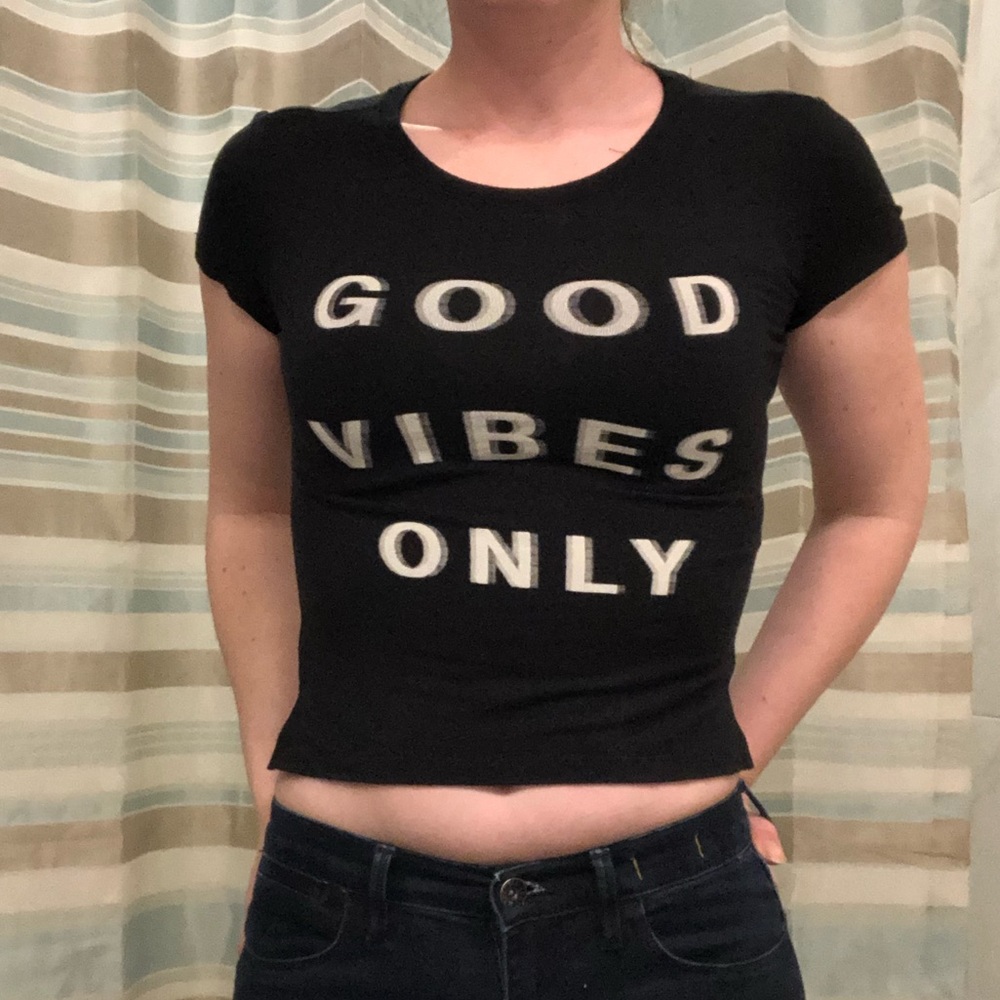AE Good Vibes crop top